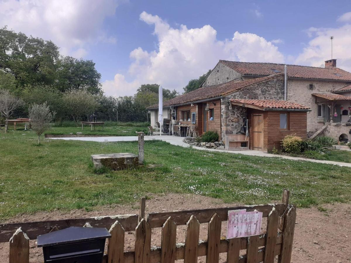 Chez Gondat Chambre D'Hotes Saint-Martial-sur-Isop Dış mekan fotoğraf