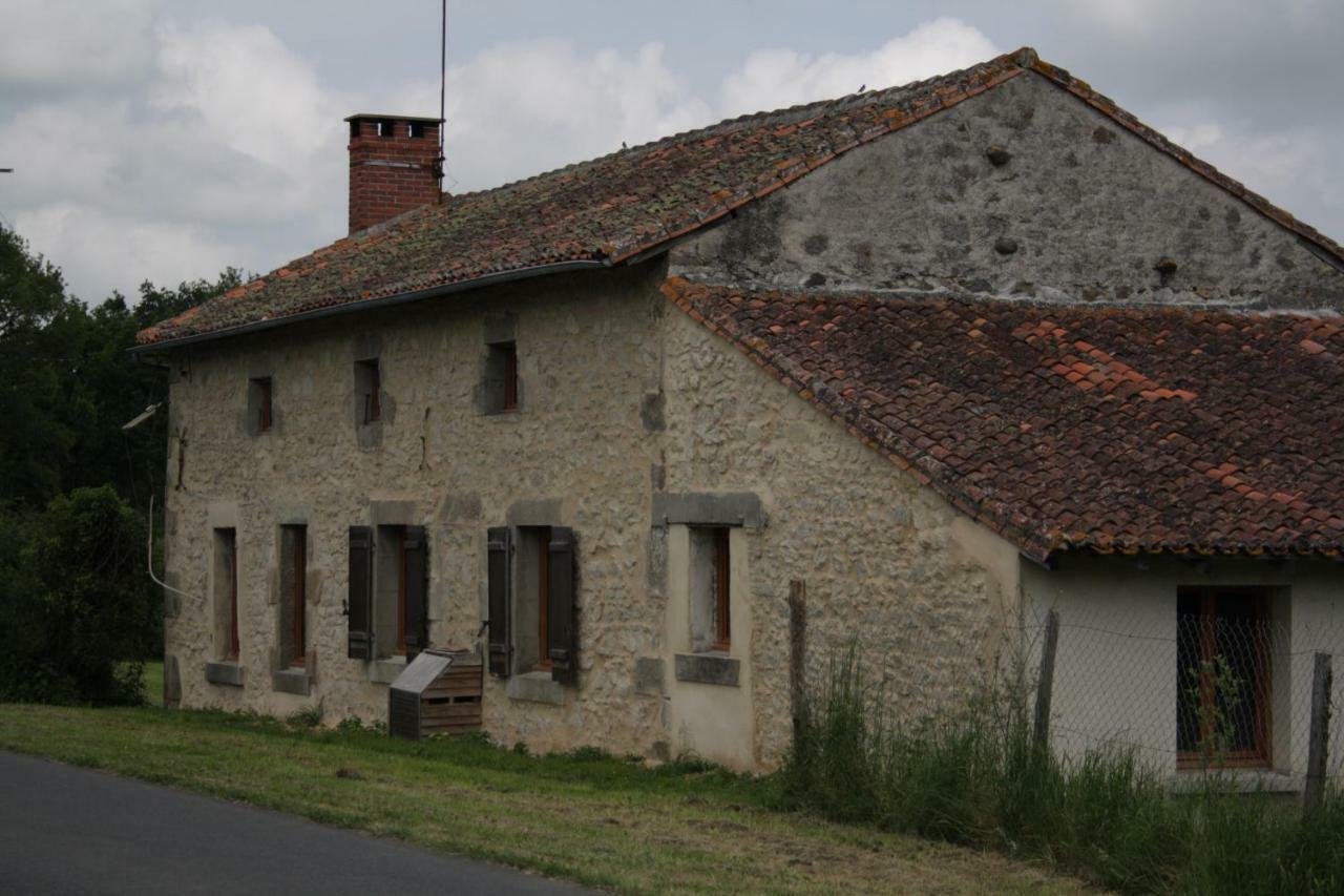 Chez Gondat Chambre D'Hotes Saint-Martial-sur-Isop Dış mekan fotoğraf
