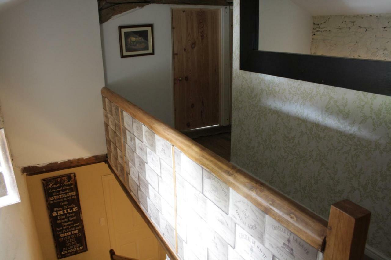 Chez Gondat Chambre D'Hotes Saint-Martial-sur-Isop Dış mekan fotoğraf