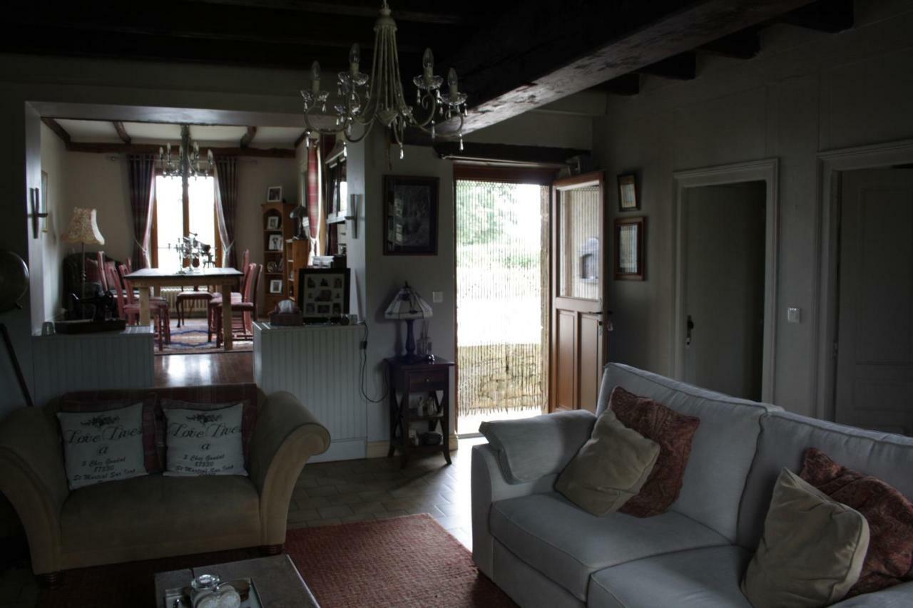 Chez Gondat Chambre D'Hotes Saint-Martial-sur-Isop Dış mekan fotoğraf