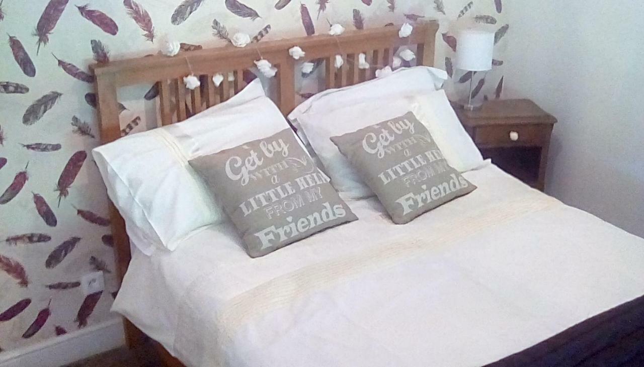 Chez Gondat Chambre D'Hotes Saint-Martial-sur-Isop Dış mekan fotoğraf